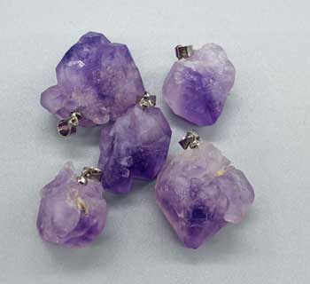 Amethyst utumbled pendant